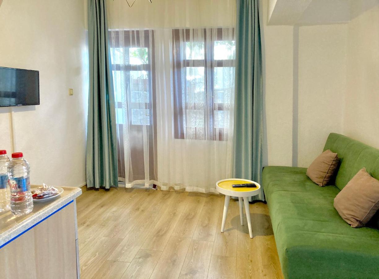 Aparthotel Amigo Apart à Akyaka  Extérieur photo